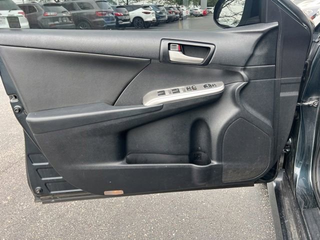 Used 2013 Toyota Camry SE FWD image 22