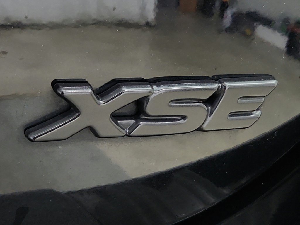 Used 2021 Toyota Camry XSE FWD image 37