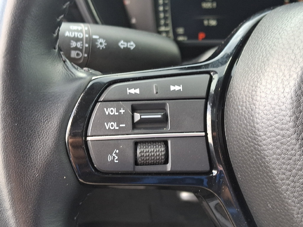 Used 2026 Honda CR-V EX-L image 21