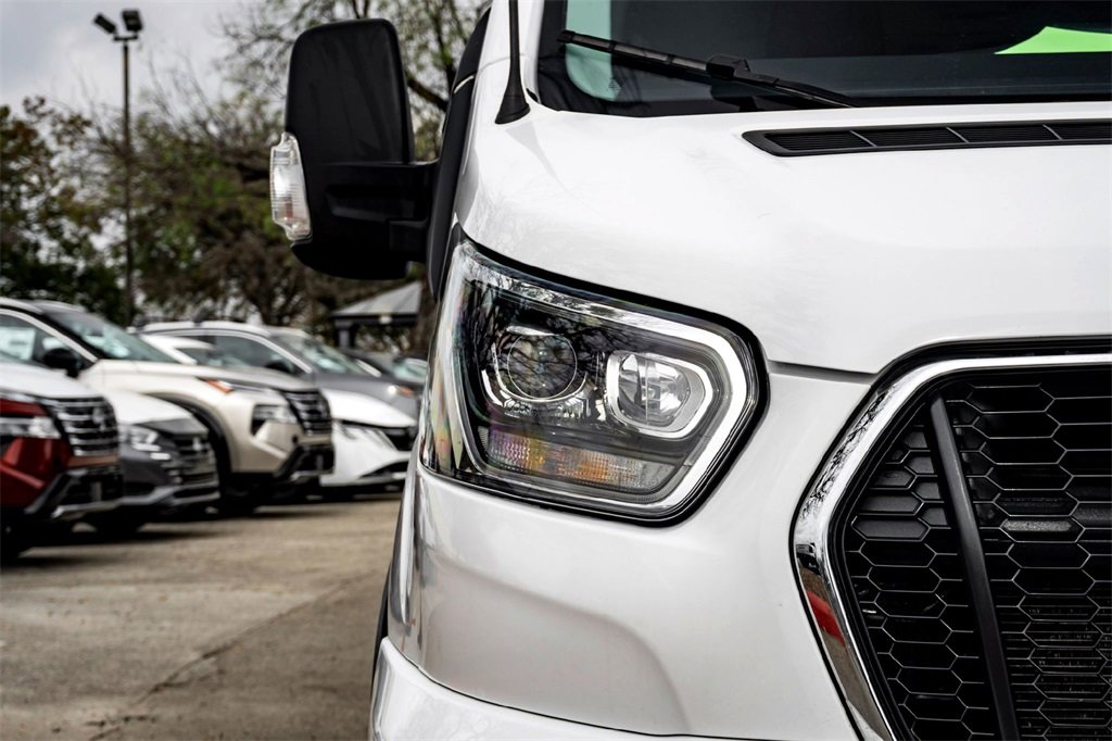 Used 2023 Ford Transit 350 XLT image 4