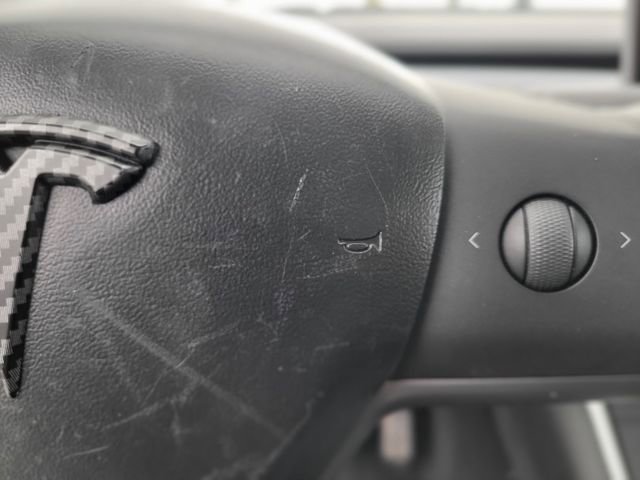 Used 2020 Tesla Model Y Long Range image 22