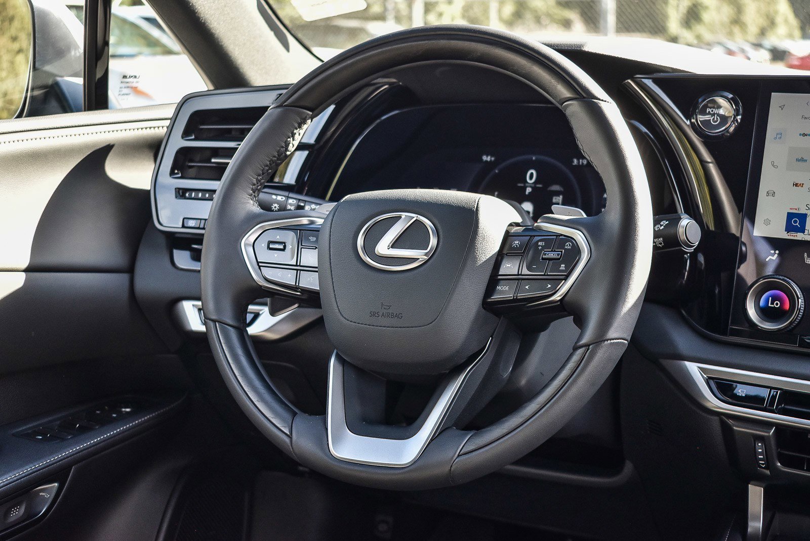 Used 2025 Lexus RX 350h w/ Convenience Package image 14