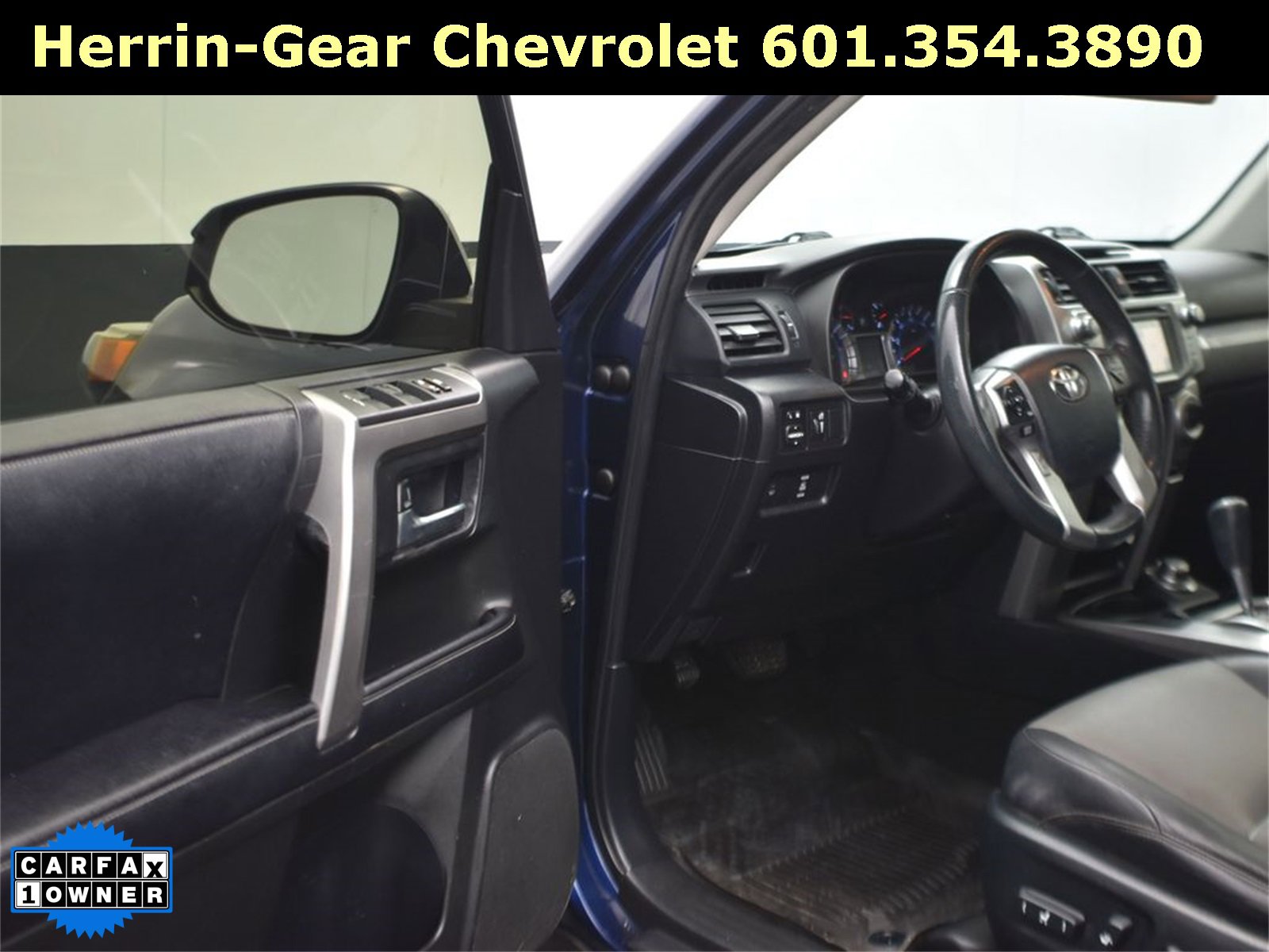 Used 2017 Toyota 4Runner SR5 Premium image 11