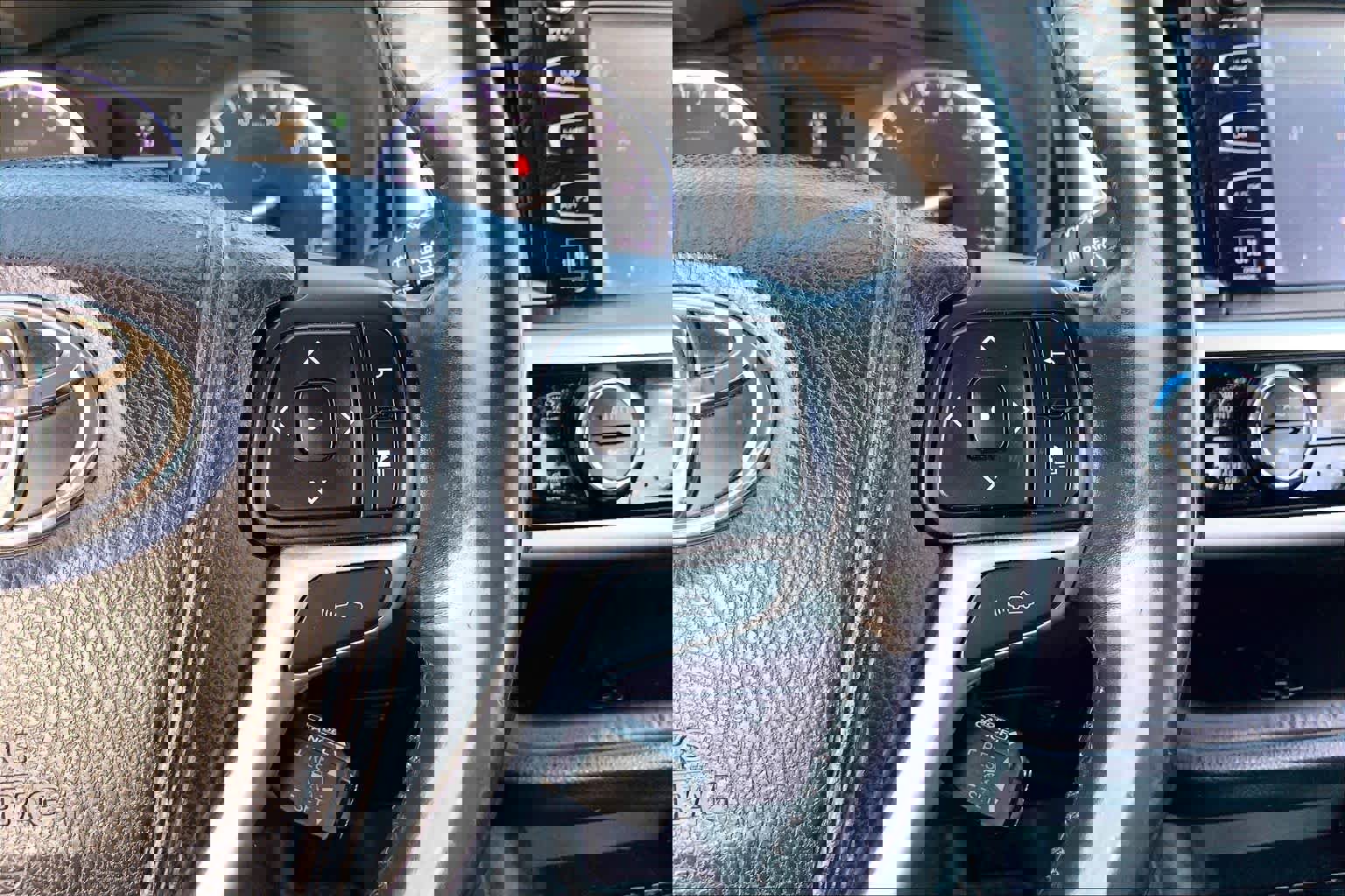 Used 2014 Toyota Highlander Limited Platinum image 23