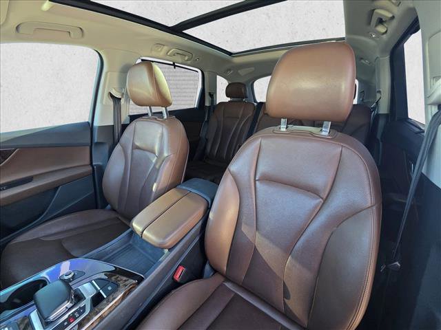Used 2019 Audi Q7 3.0T Prestige w/ Prestige Package image 16