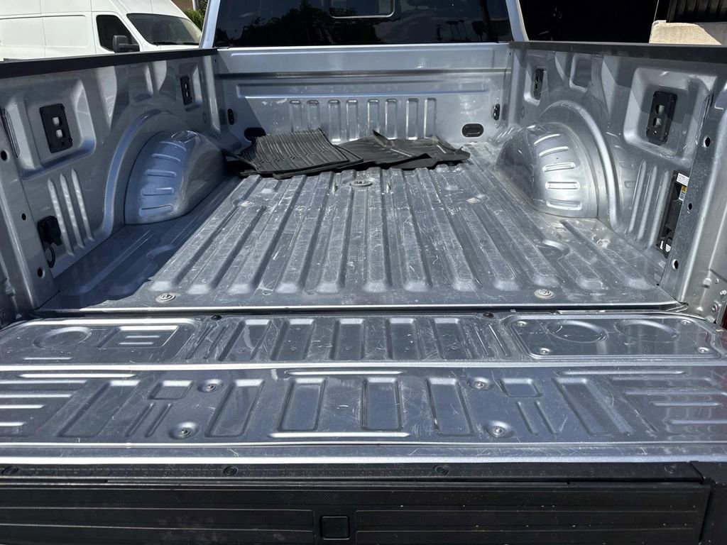 Used 2024 Ford F250 Lariat w/ FX4 Off-Road Package AWD/4WD image 6