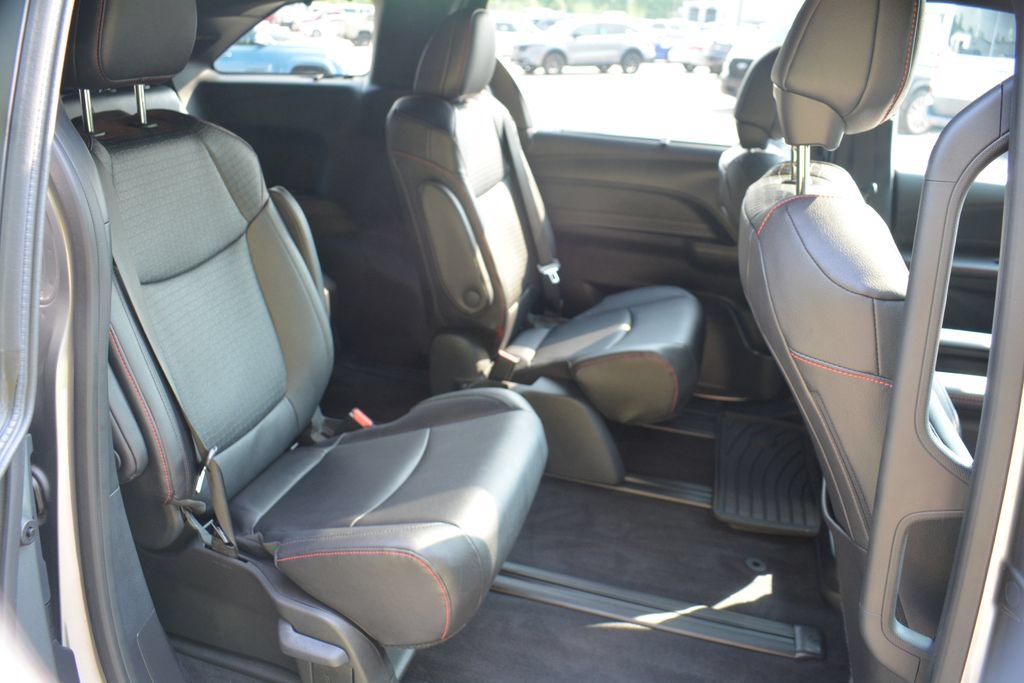 Used 2026 Toyota Sienna XSE AWD/4WD image 21