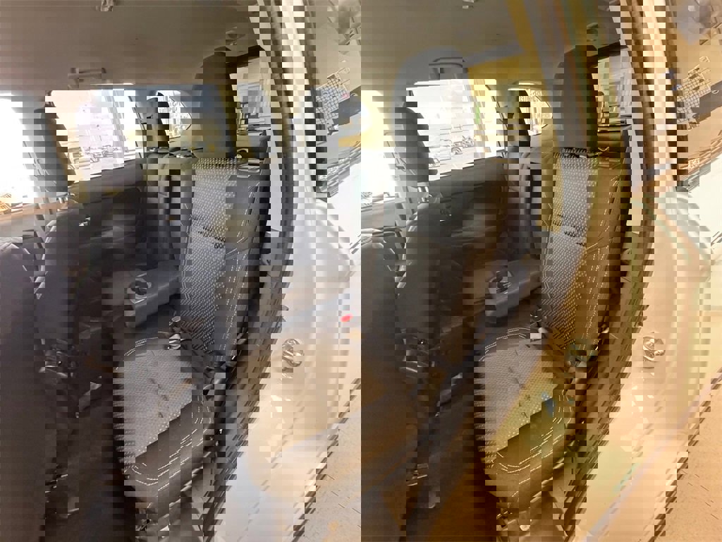 Used 2020 Mitsubishi Outlander ES image 35