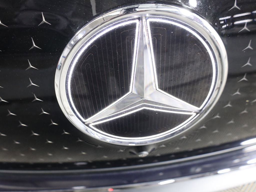 Used 2023 Mercedes-Benz EQS 580 4MATIC SUV w/ Exclusive Trim Package image 69