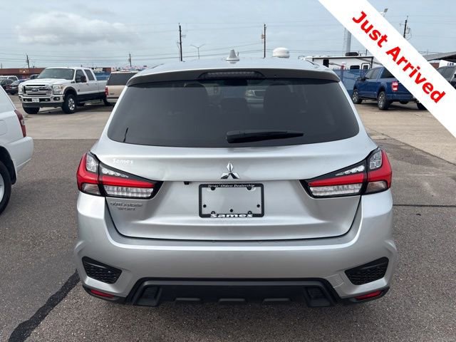 Used 2025 Mitsubishi Outlander Sport LE AWD/4WD image 13