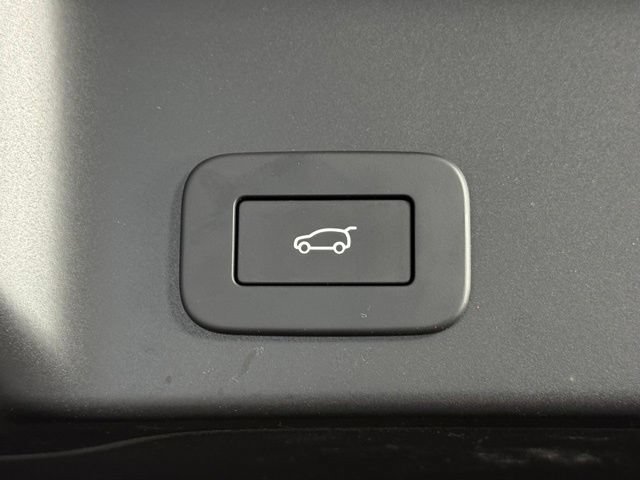 Used 2024 Land Rover Range Rover Evoque S AWD/4WD image 18