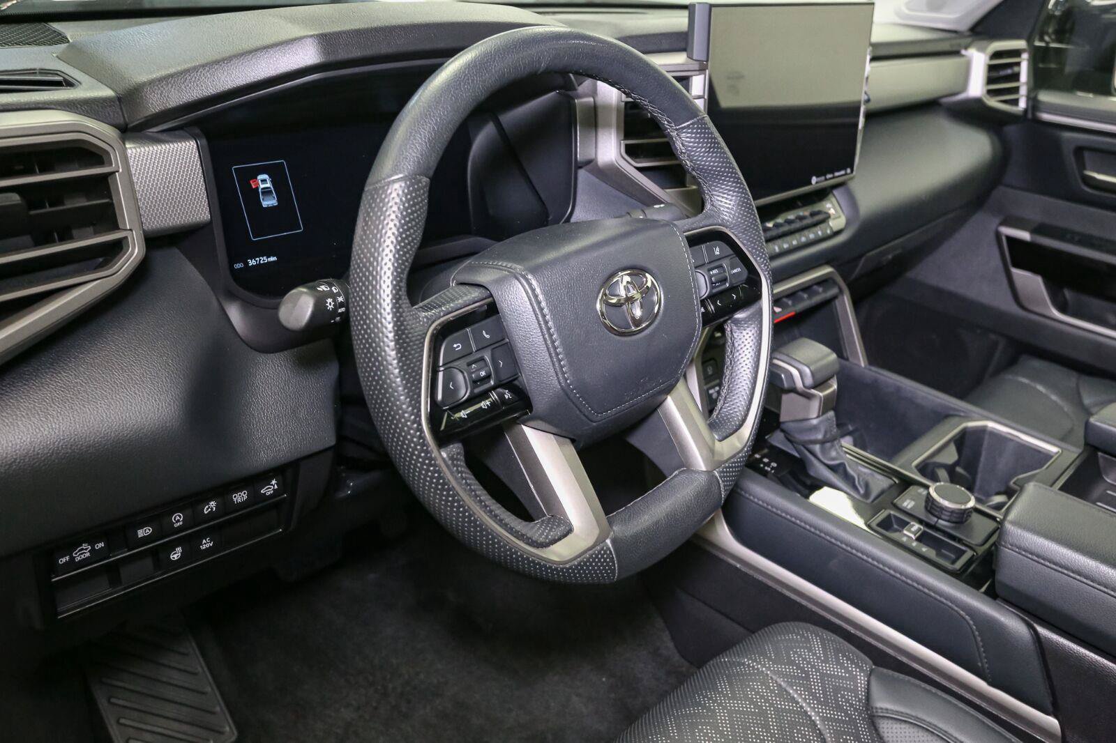 Used 2024 Toyota Tundra Limited AWD/4WD image 22