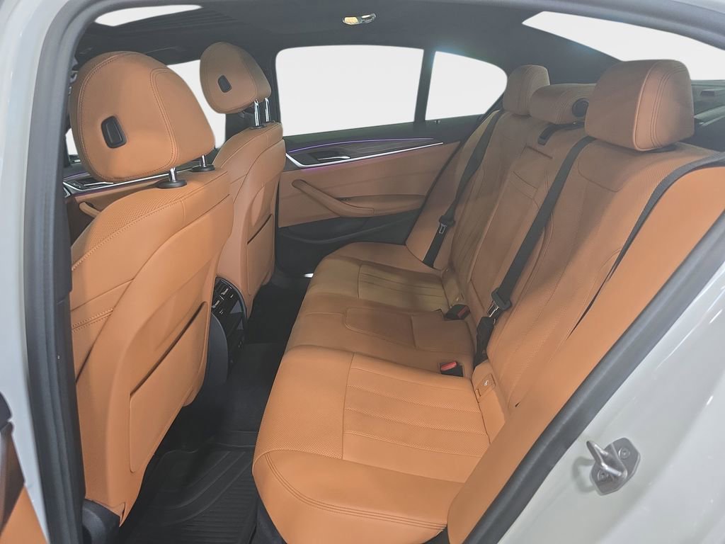 Certified 2022 BMW 530i w/ Convenience Package RWD image 19