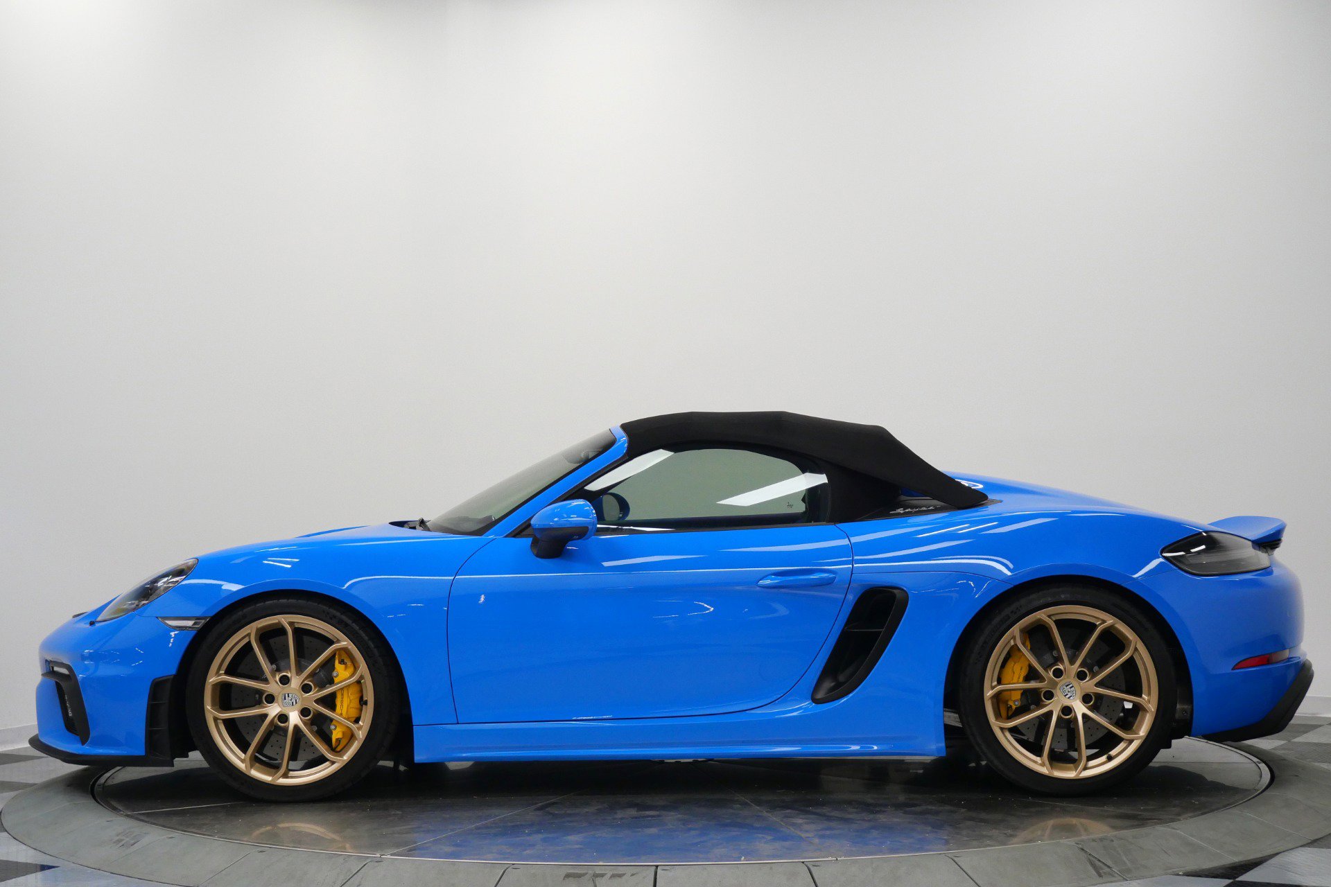 Used 2022 Porsche 718 Boxster Spyder image 45