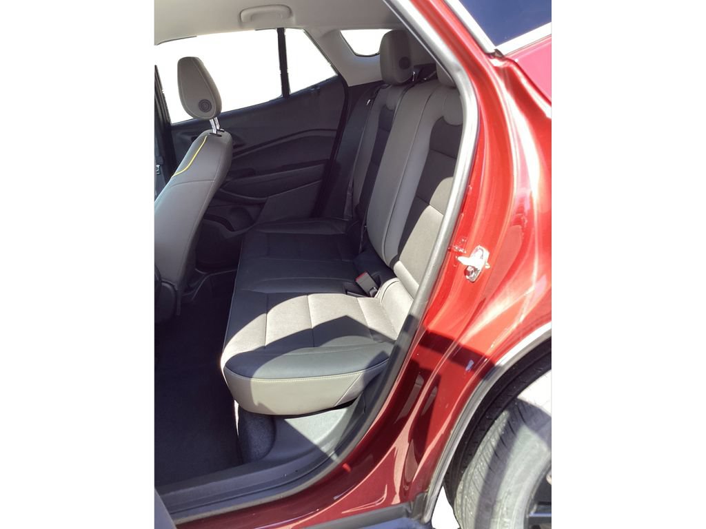 Used 2024 Chevrolet Trax ACTIV FWD image 12