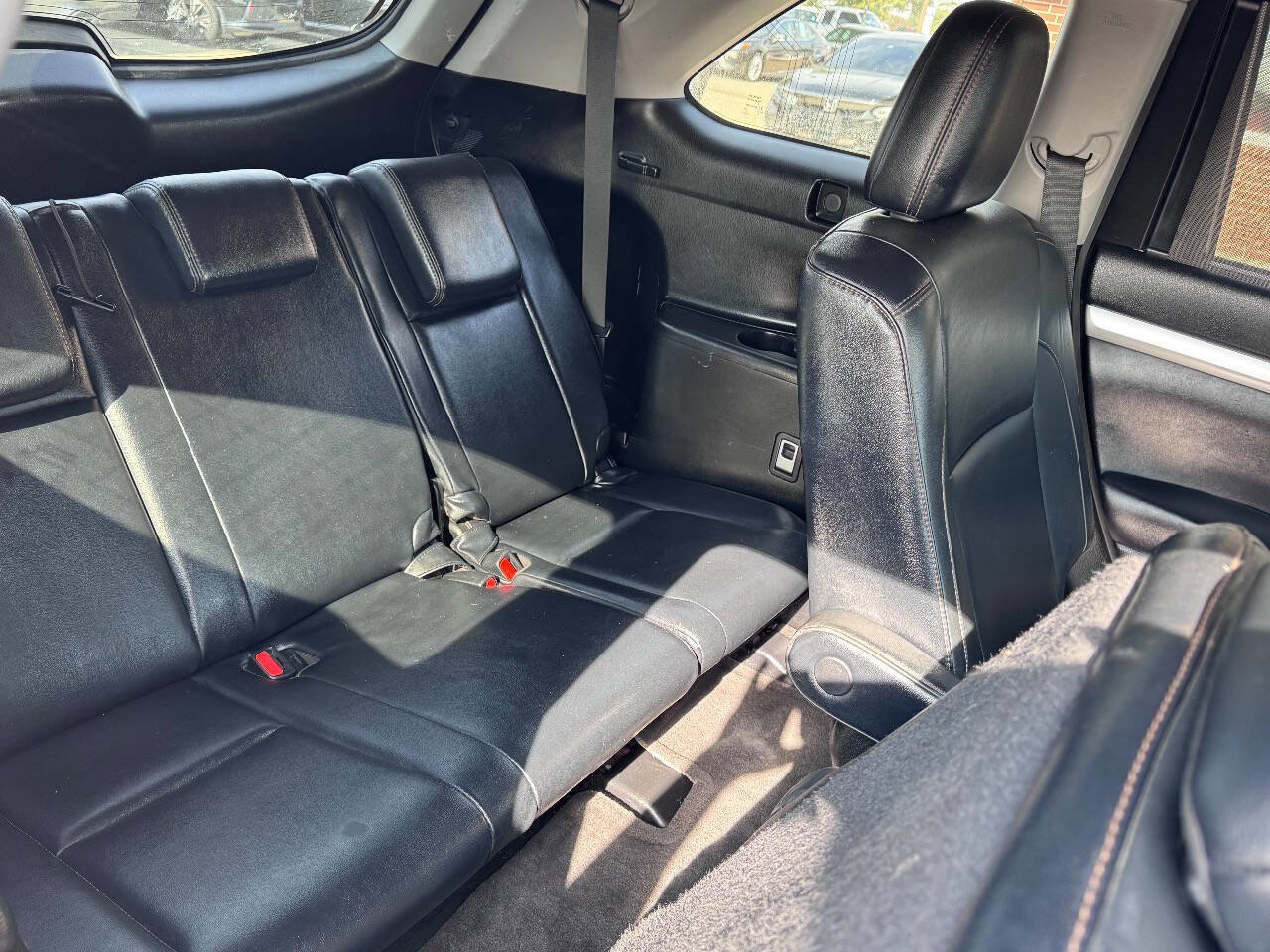 Used 2017 Toyota Highlander XLE image 9