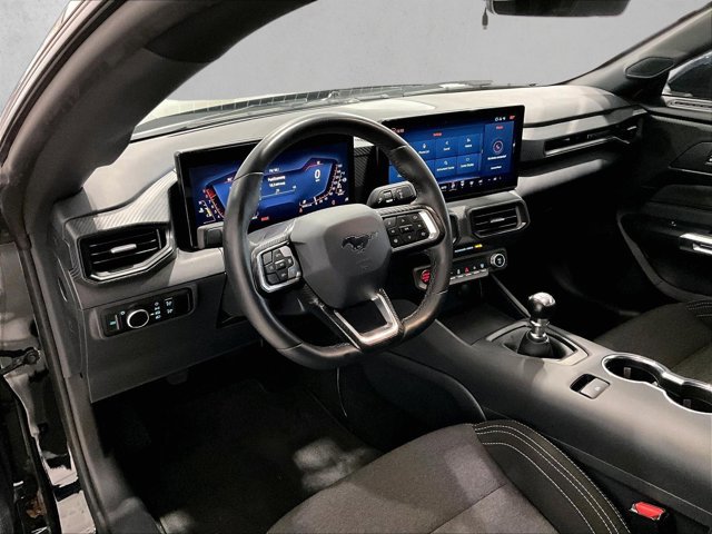 Used 2025 Ford Mustang GT RWD image 14