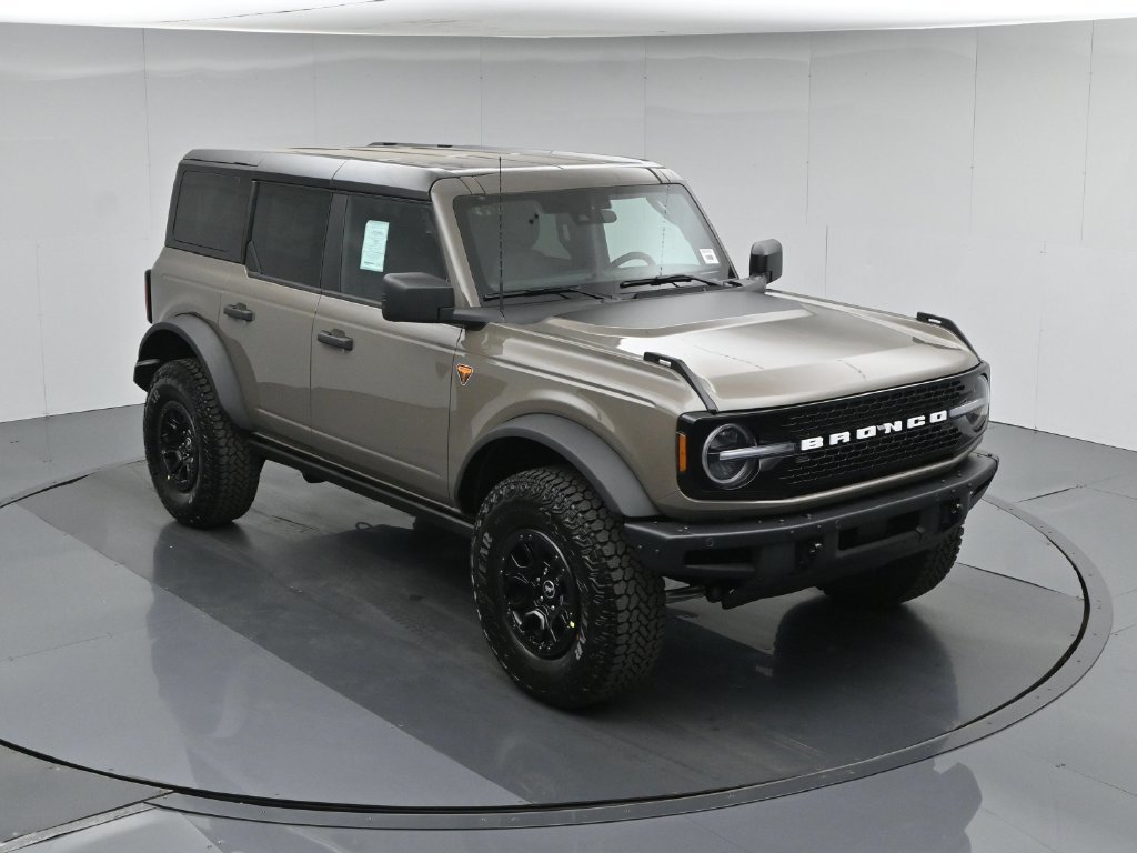 New 2026 Ford Bronco Badlands w/ Wildtrak Package AWD/4WD image 36