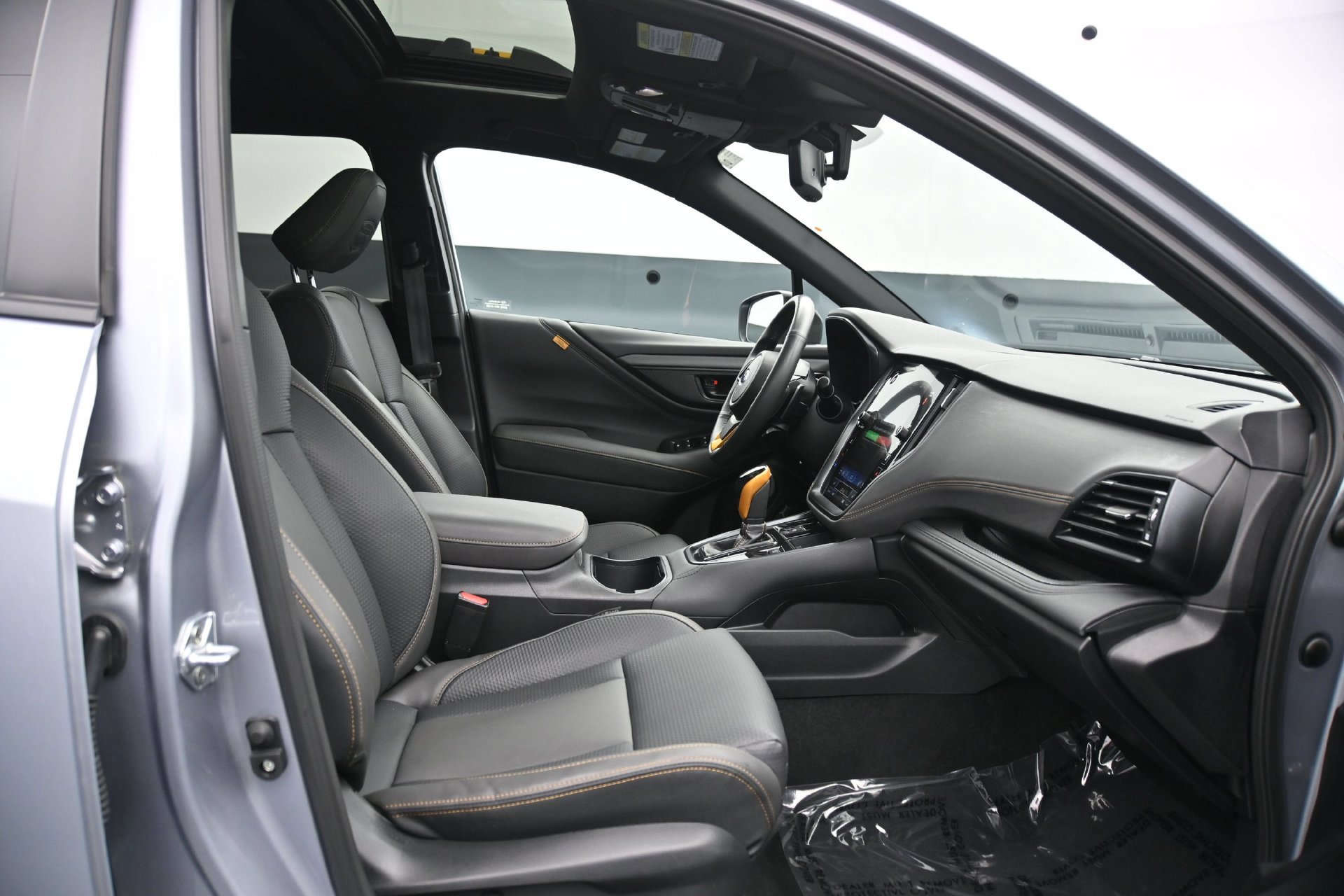 Used 2025 Subaru Outback Wilderness AWD/4WD image 13