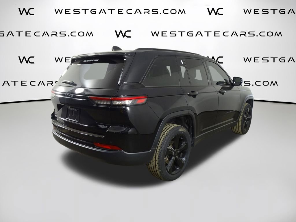 Used 2023 Jeep Grand Cherokee Altitude image 48