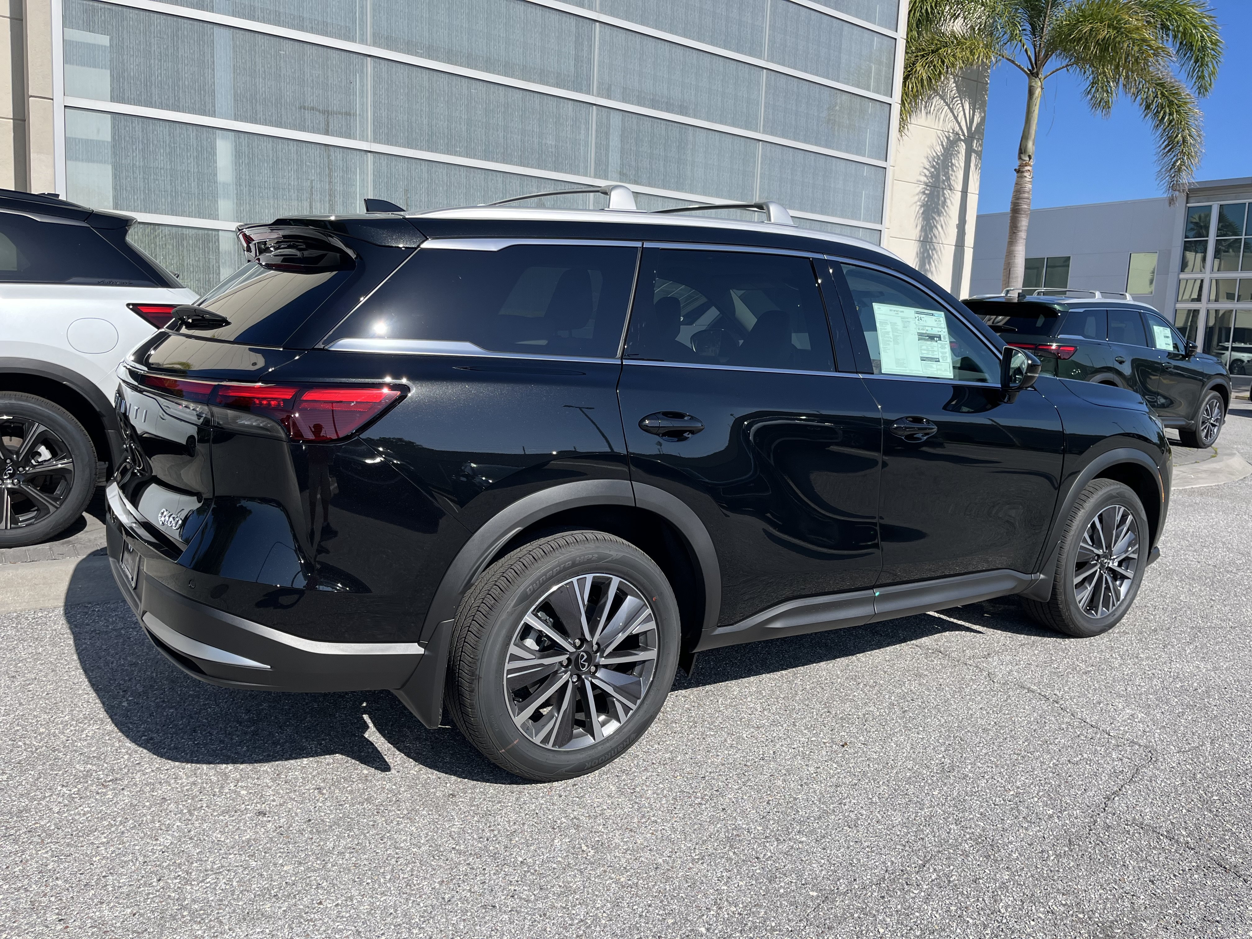 New 2027 INFINITI QX60 Luxe w/ Cargo Package FWD image 6