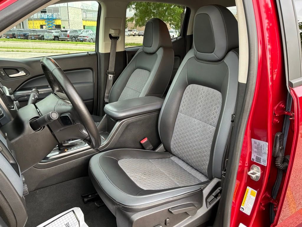 Used 2021 Chevrolet Colorado Z71 AWD/4WD image 11