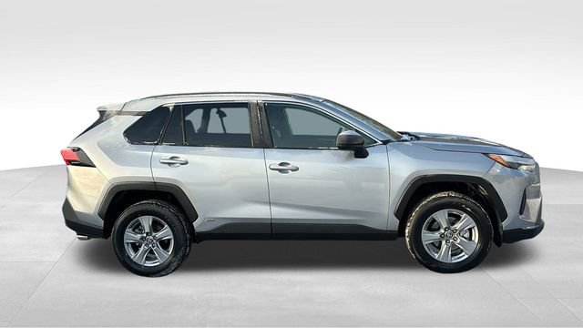 Used 2025 Toyota RAV4 LE image 30