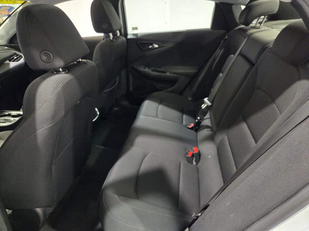Used 2023 Chevrolet Malibu LT image 9