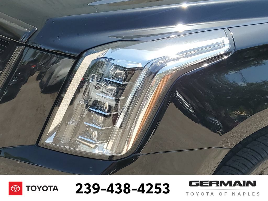 Used 2016 Cadillac Escalade Premium AWD/4WD image 16