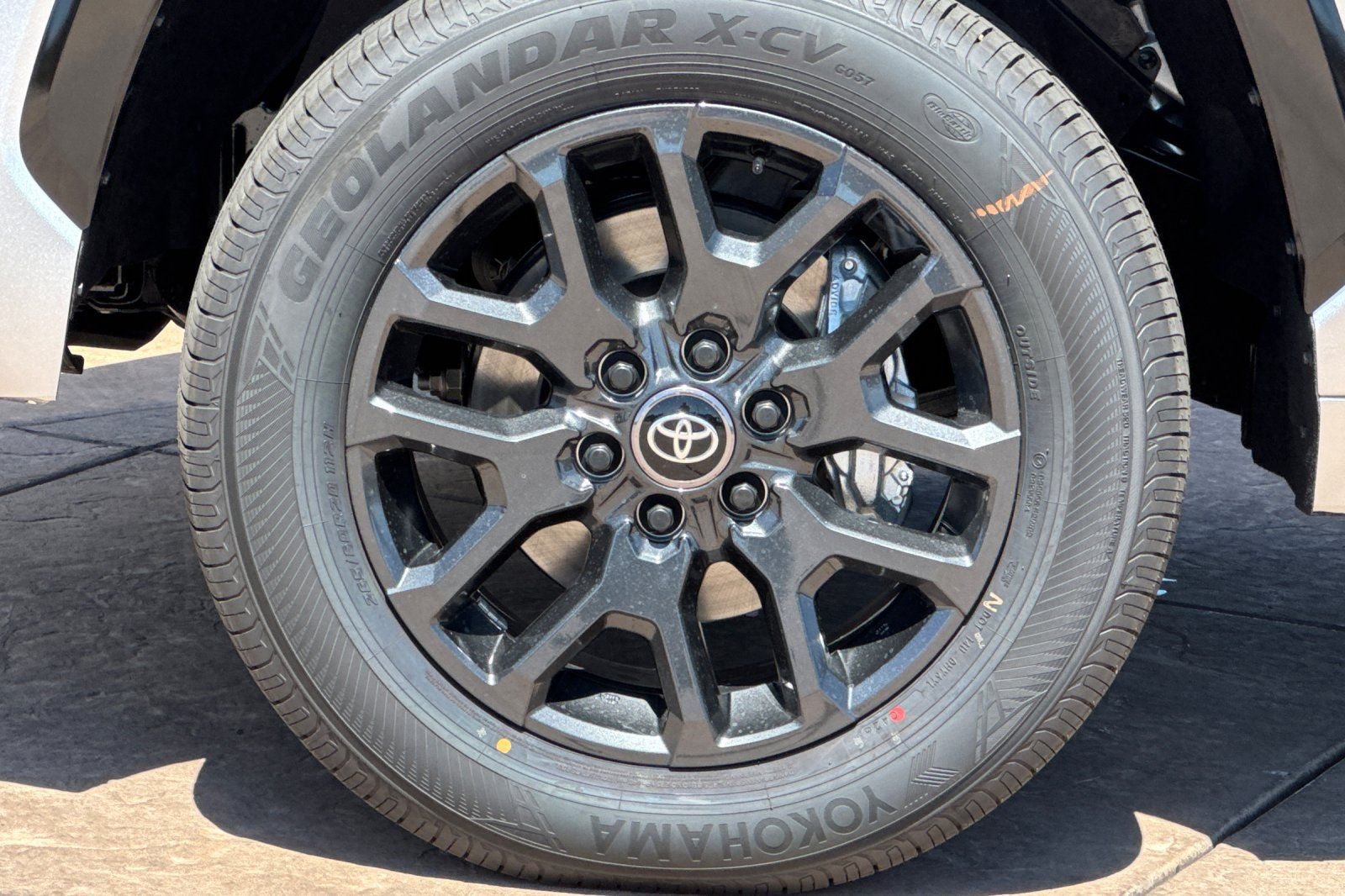 New 2026 Toyota Tundra Platinum AWD/4WD image 33