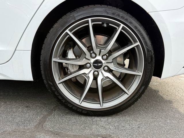 Used 2025 Genesis G70 2.5T image 14