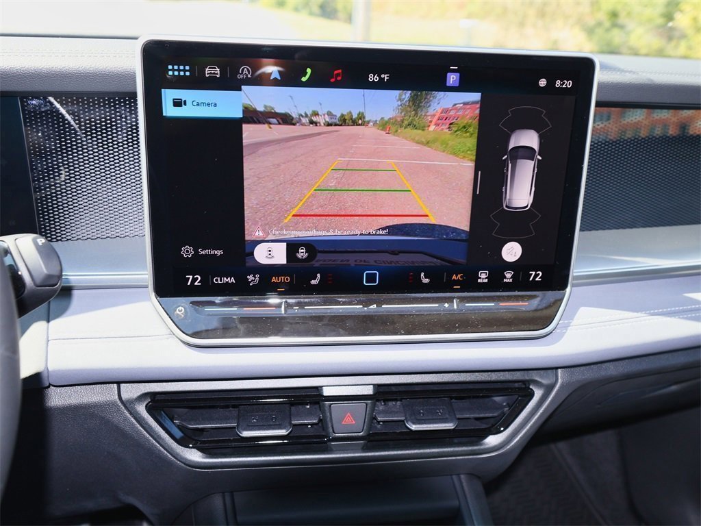 New 2025 Volkswagen Tiguan SE image 19