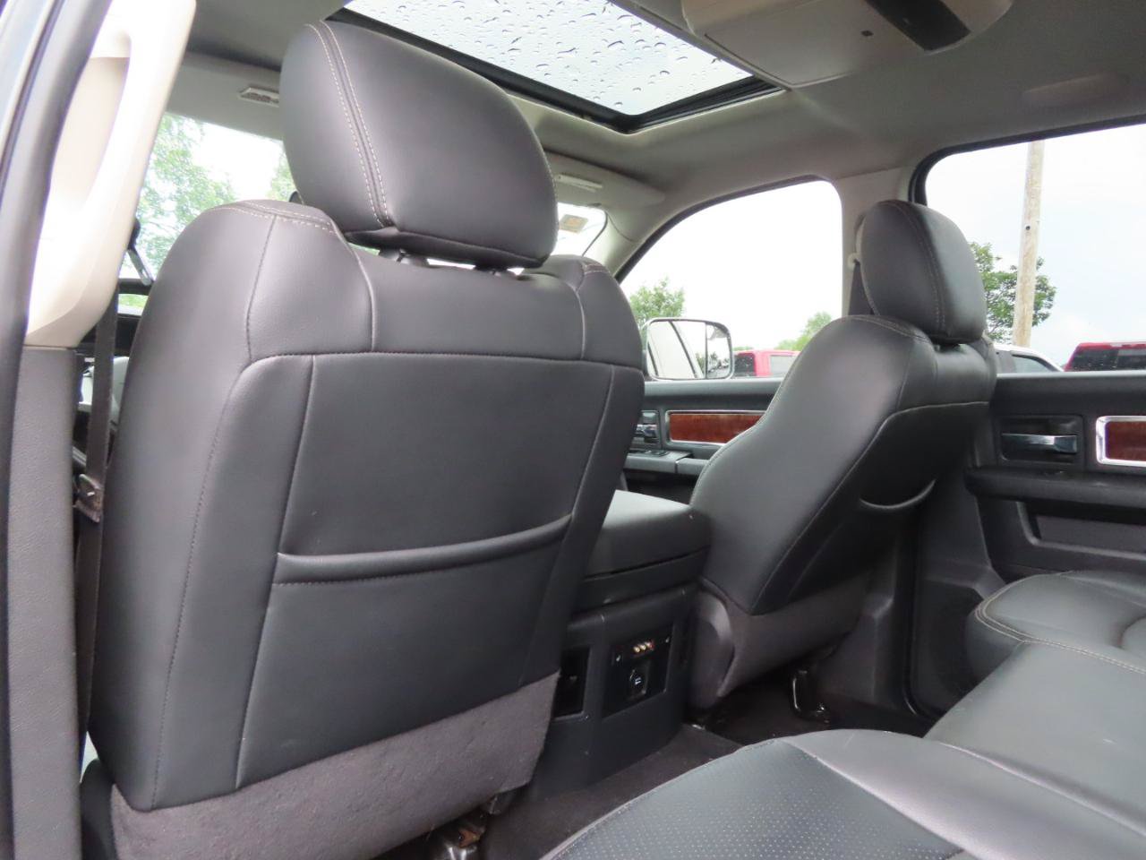 Used 2010 Dodge Ram 2500 Truck Laramie w/ Protection Group AWD/4WD image 46