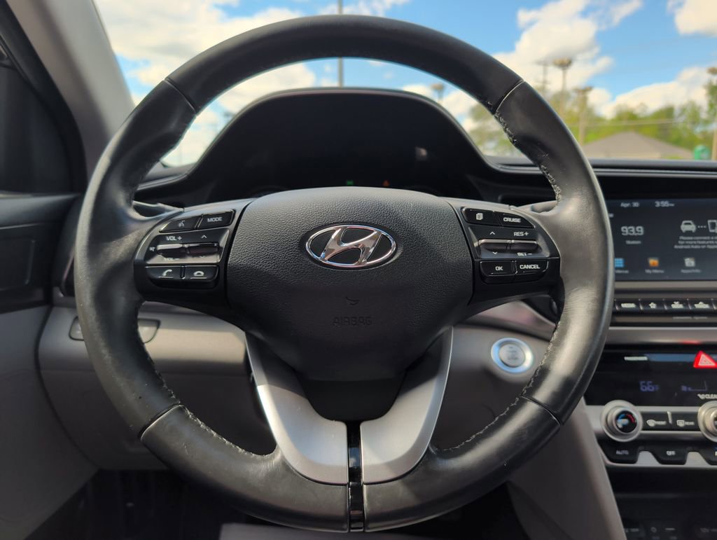 Used 2019 Hyundai Elantra Value Edition w/ Cargo Package FWD image 11