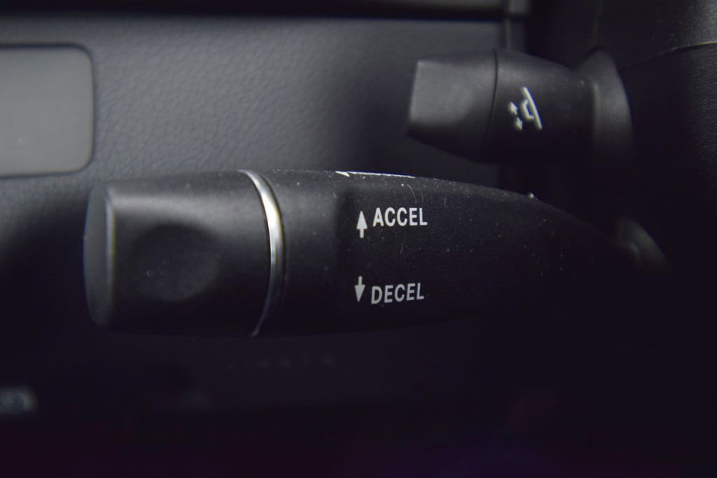 Used 2013 Mercedes-Benz C 300 C 300 Sport 4MATIC w/ Premium 1 Pkg image 35