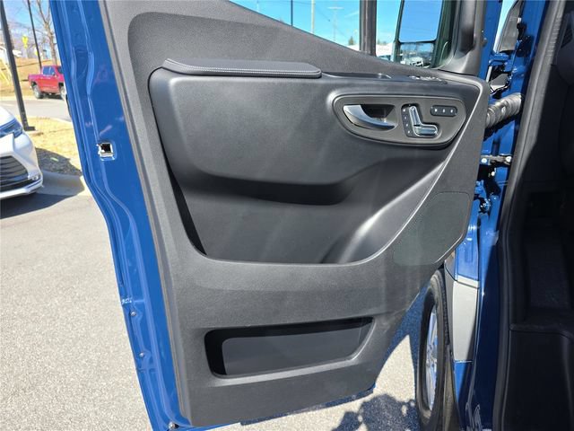New 2026 Mercedes-Benz Sprinter 2500 image 13