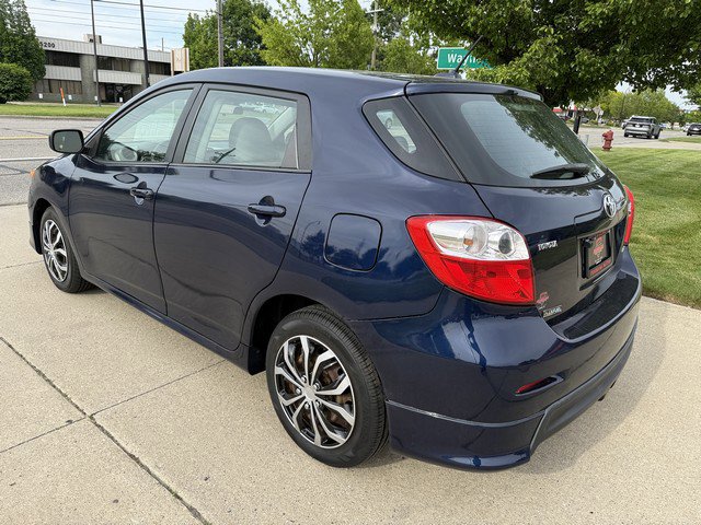 Used 2009 Toyota Matrix S AWD/4WD image 7