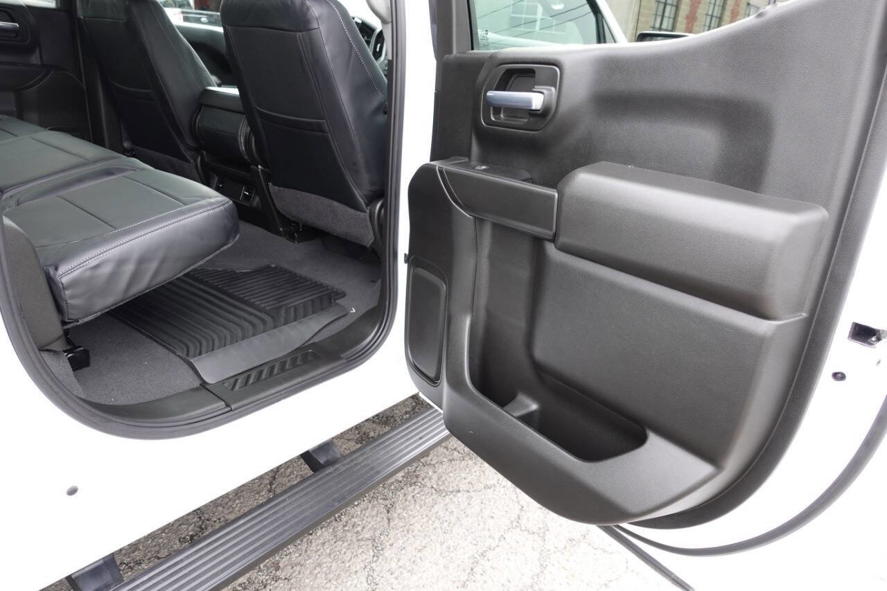 Used 2023 Chevrolet Silverado 1500 Custom w/ LPO, Dark Essentials Package AWD/4WD image 28