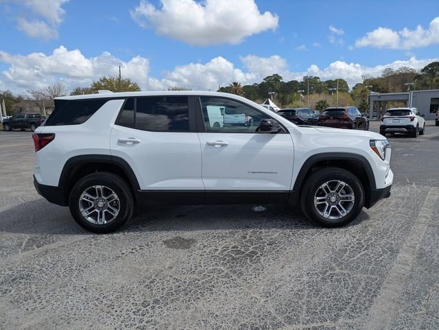 Used 2026 GMC Terrain Elevation image 3