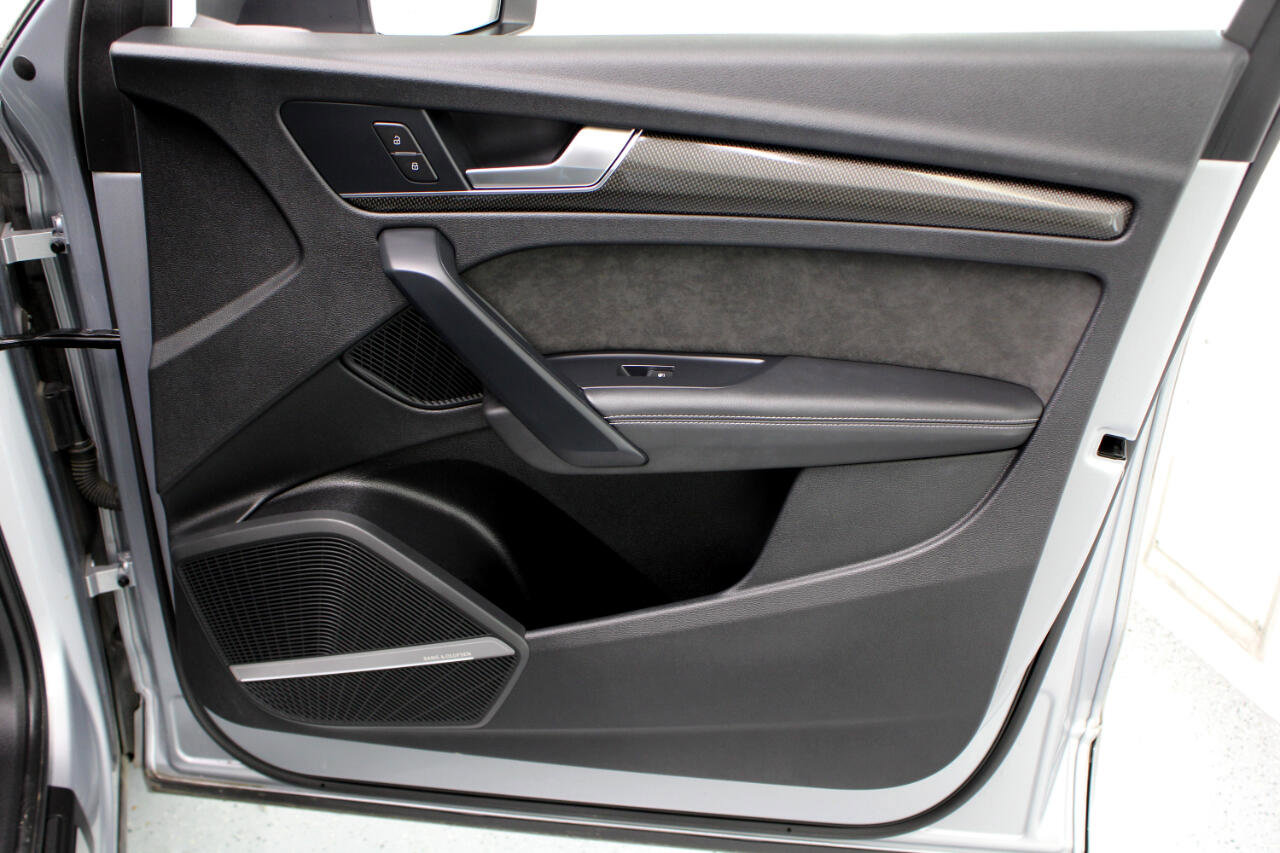 Used 2020 Audi SQ5 Premium Plus w/ Premium Plus Package image 50