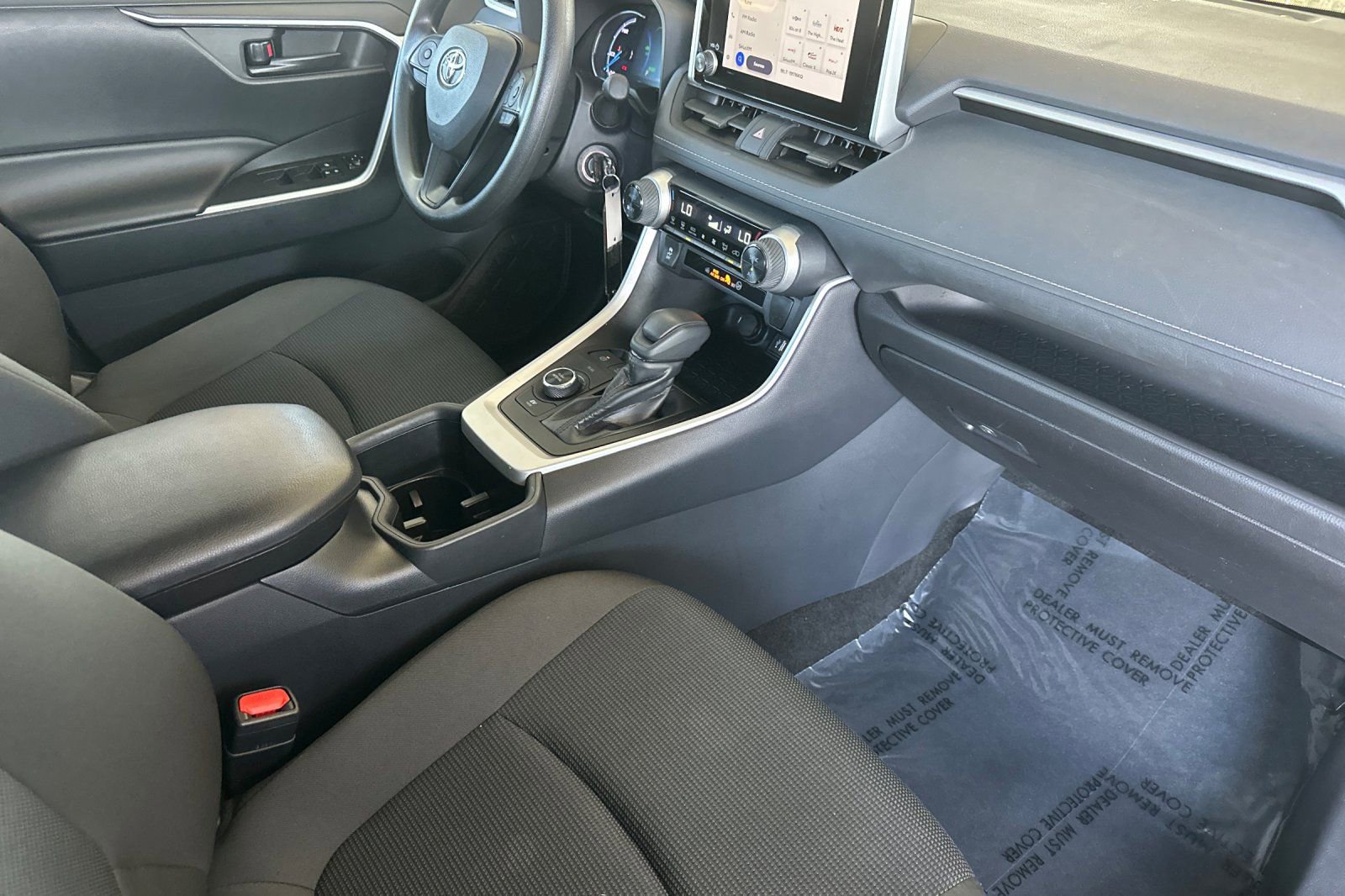 Certified 2025 Toyota RAV4 LE image 20