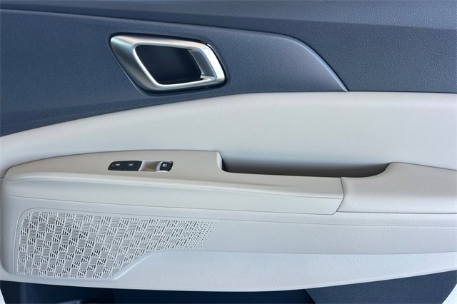 New 2026 Kia Carnival EX image 21