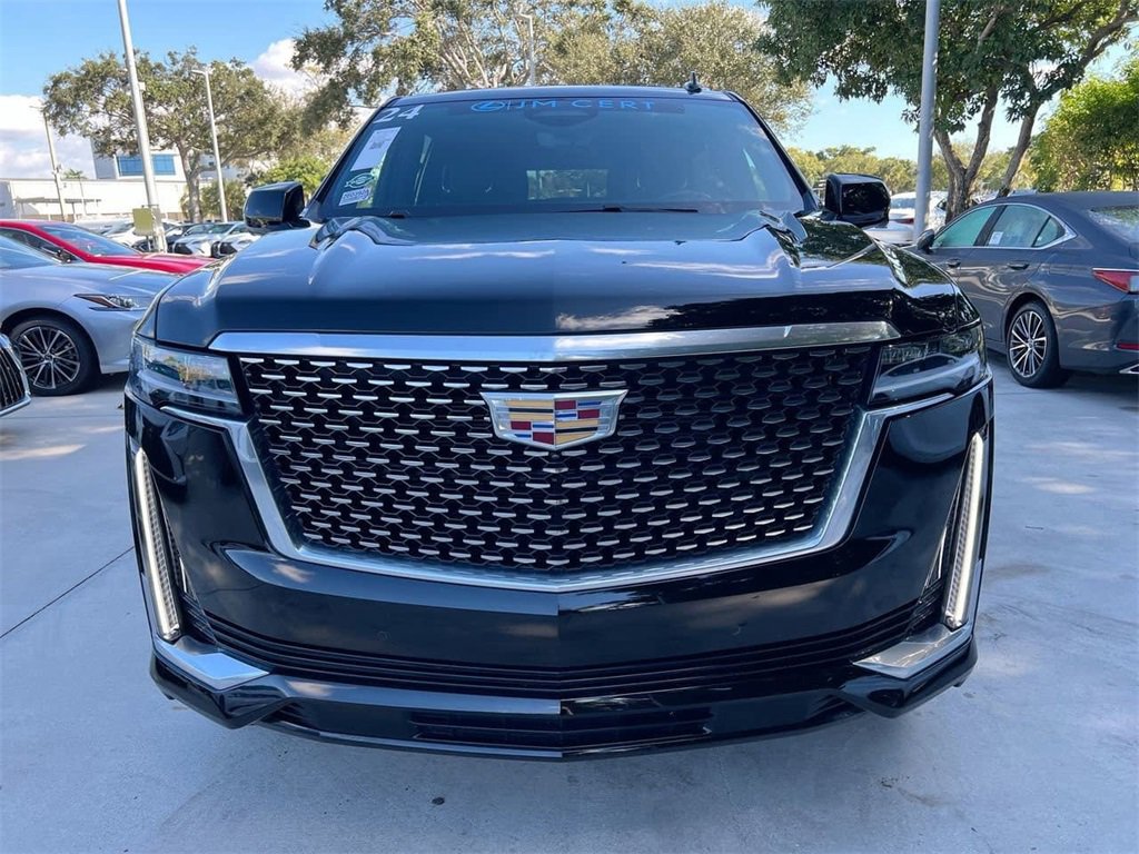 Used 2024 Cadillac Escalade ESV Premium Luxury w/ Performance Package image 2