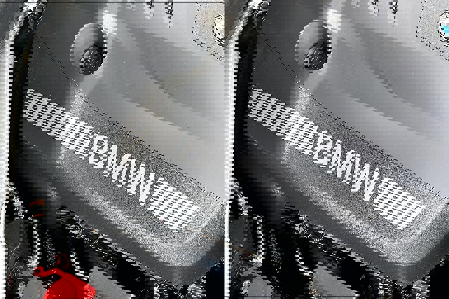 Certified 2024 BMW X7 xDrive40i w/ M Sport Package image 33