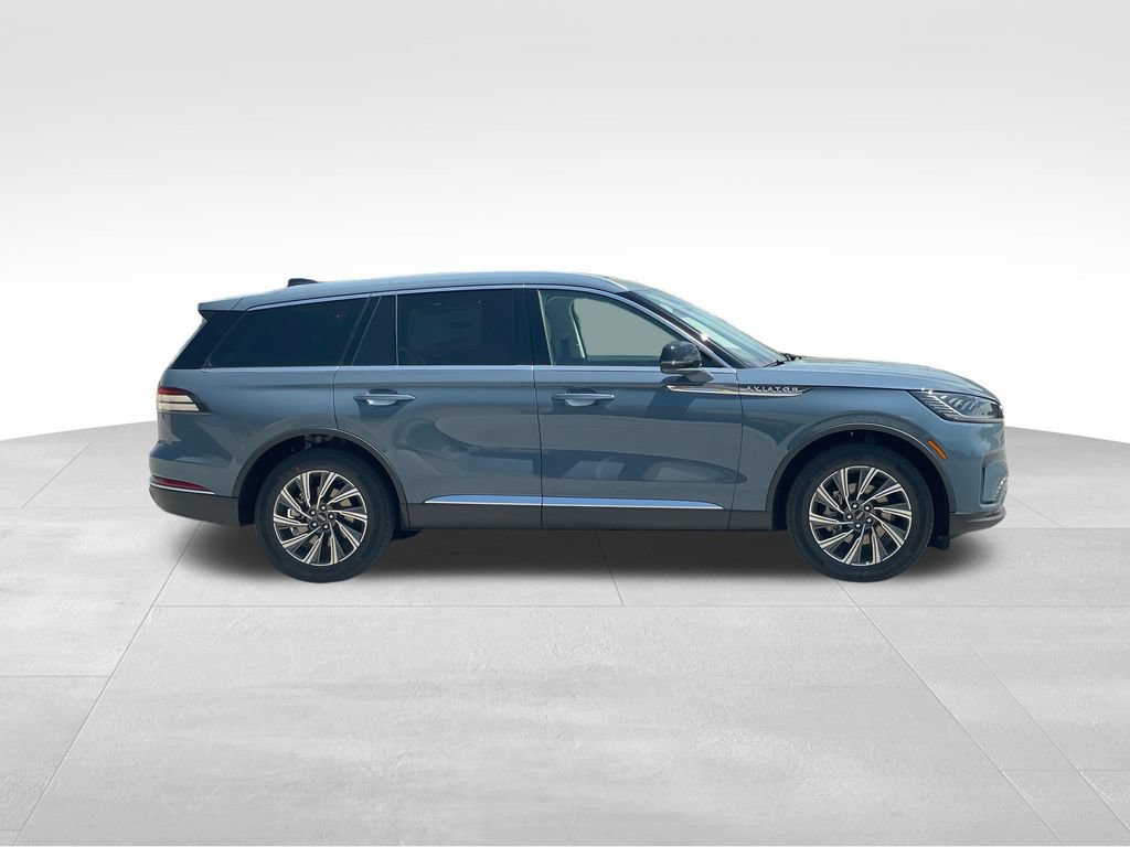 New 2026 Lincoln Aviator AWD image 6