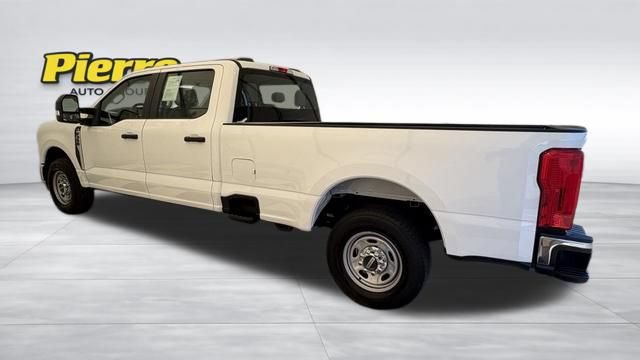 Used 2023 Ford F350 XL w/ XL Driver Assist Package RWD image 2