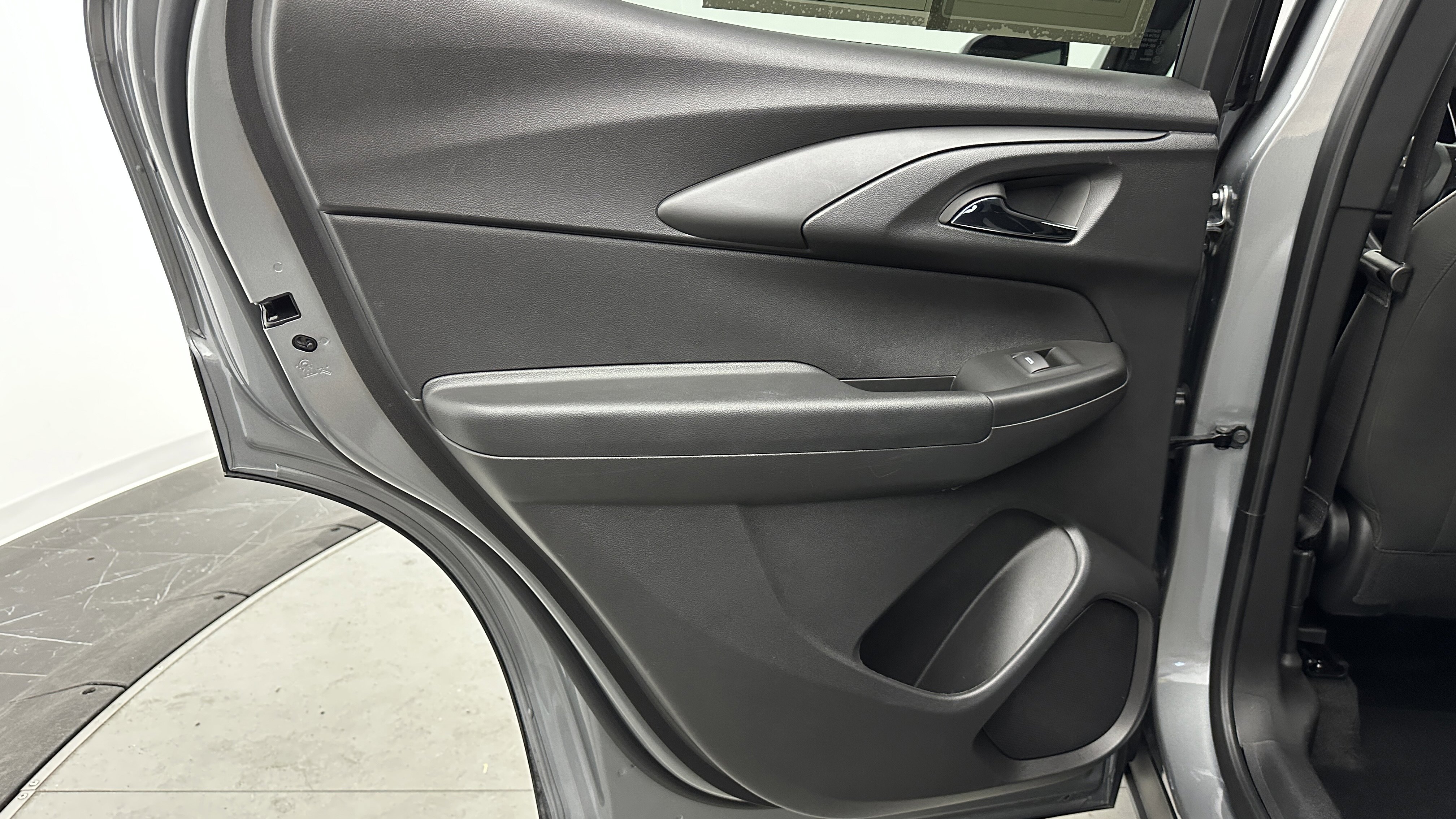 Used 2025 Chevrolet TrailBlazer LT image 26