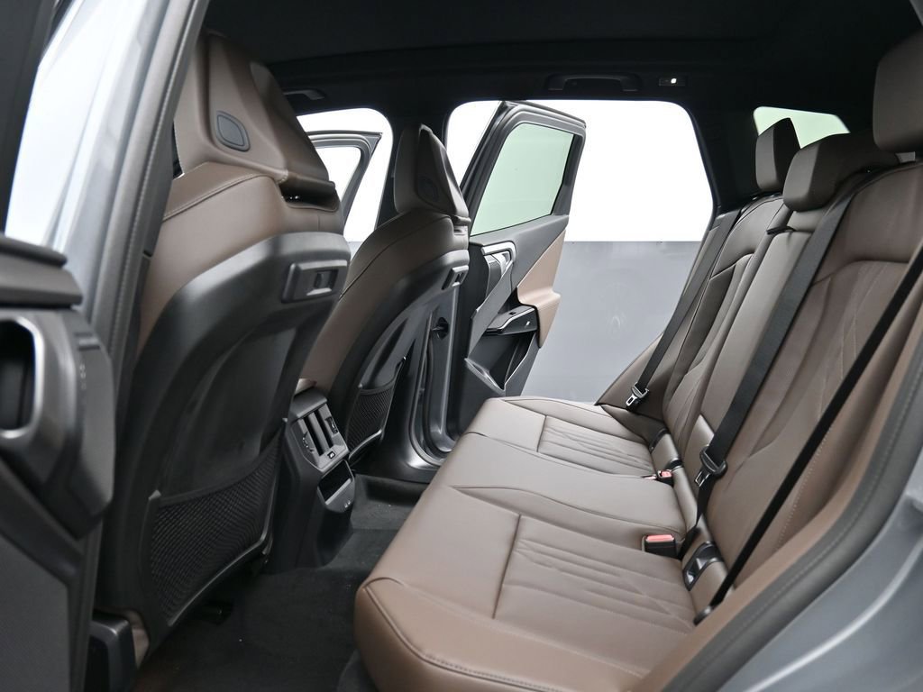 New 2026 BMW X3 xDrive30 w/ Premium Package image 11