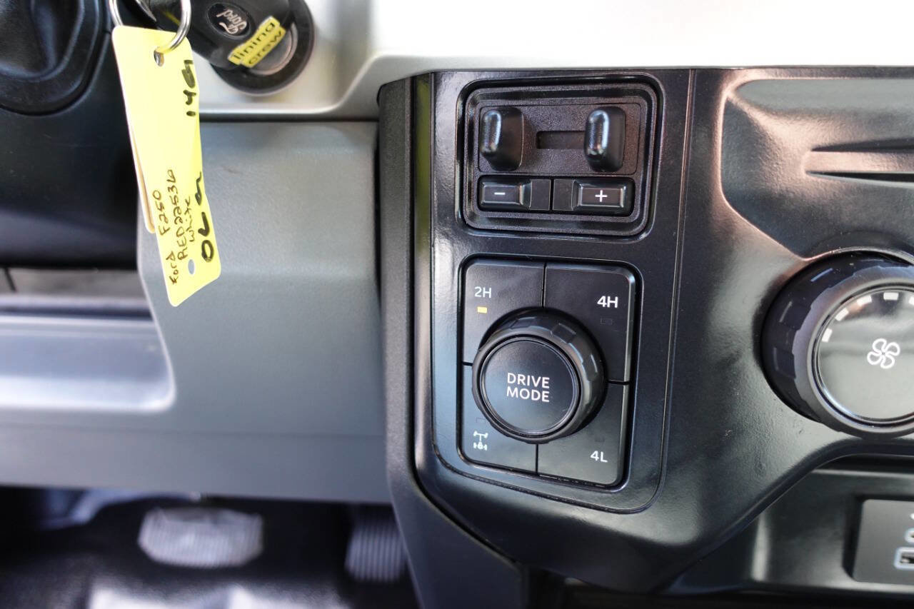 Used 2024 Ford F250 XLT w/ FX4 Off-Road Package image 56