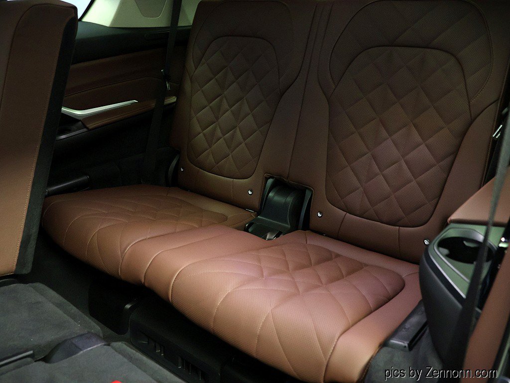 Certified 2026 BMW X7 xDrive40i AWD/4WD image 13